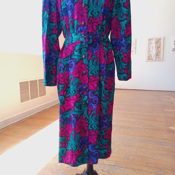 Vintage silk Button-Front floral midi dress with matching belt - Picture 8 of 11